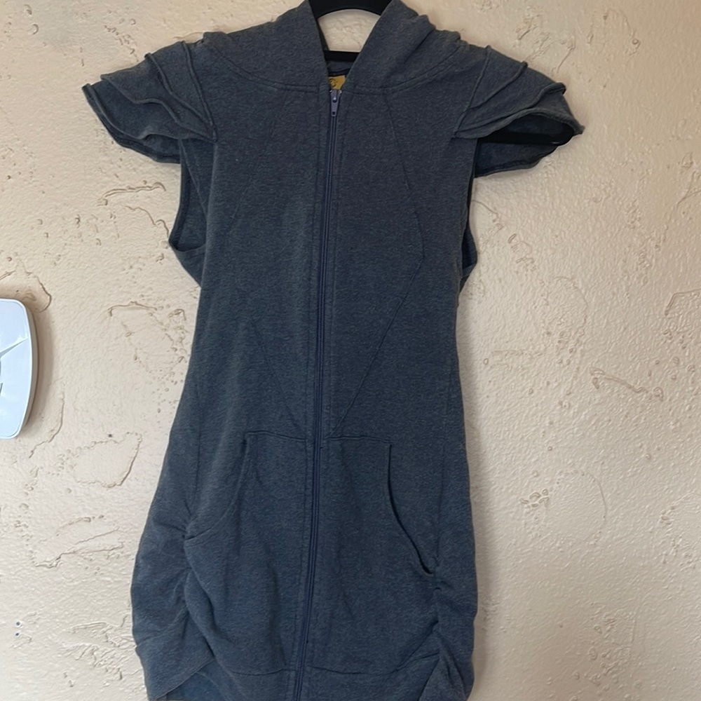 Hoodie dress vest by Kucoon!